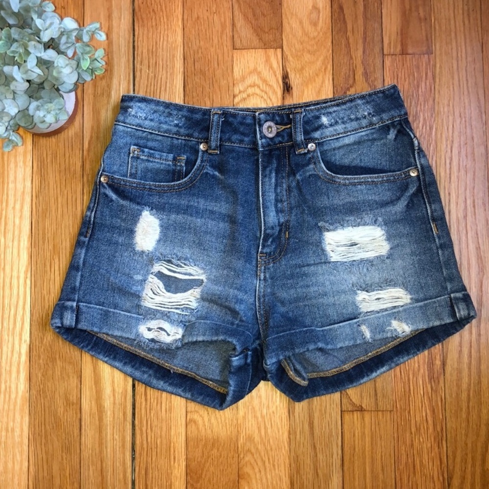 Bullhead Denim Ripped Mom Short